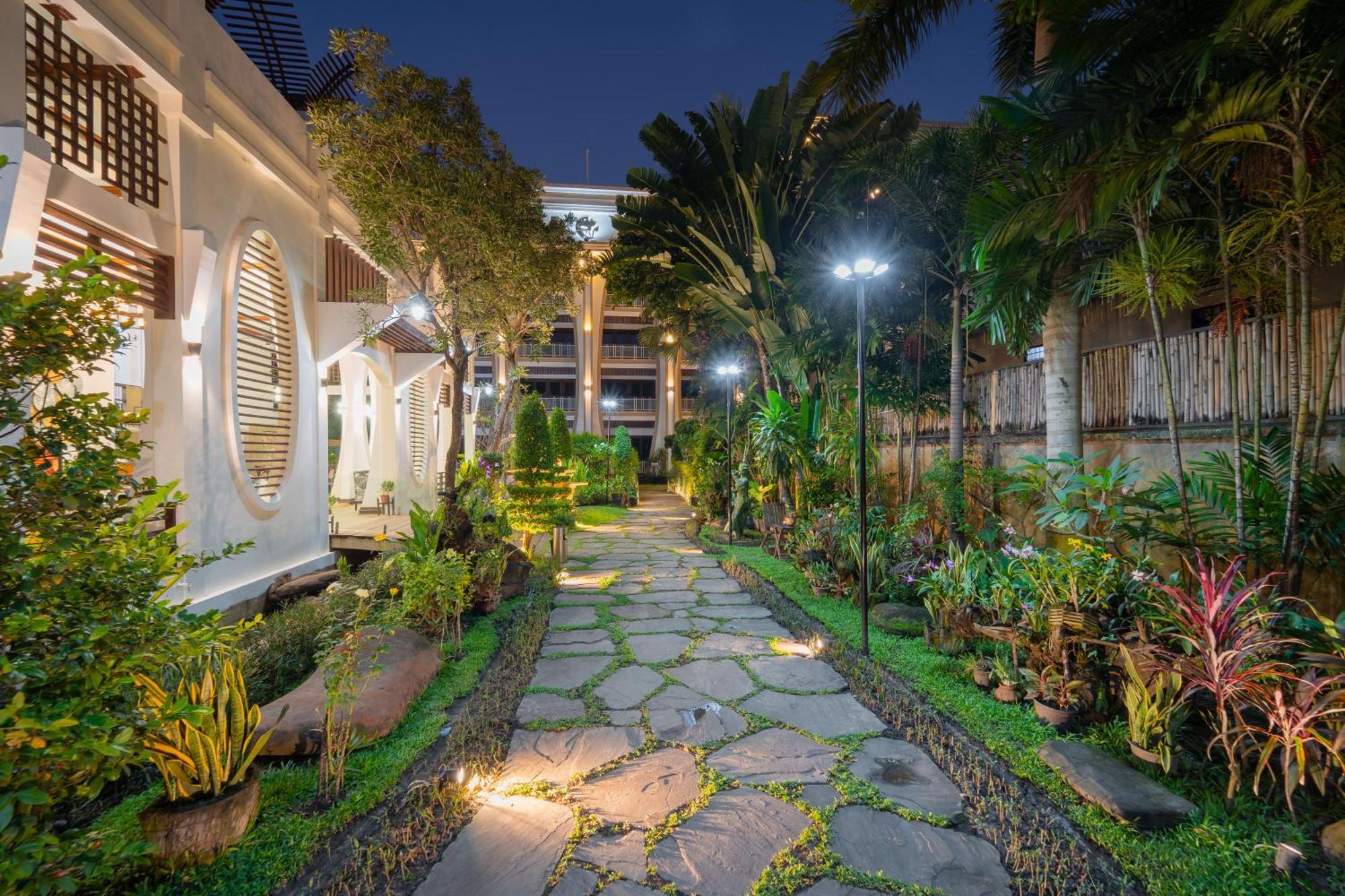 The Night Hotel Siem Reap Eksteriør billede